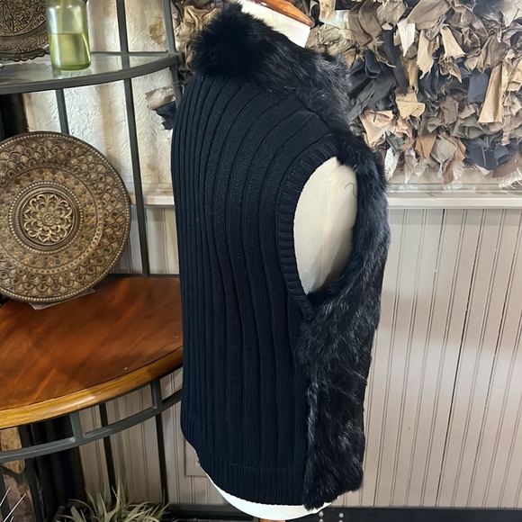 seeu Rabbit Vest - Picture 2 of 9